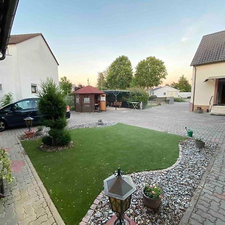 Ferienwohnung Malin Ludwigshafen am Rhein Bagian luar foto