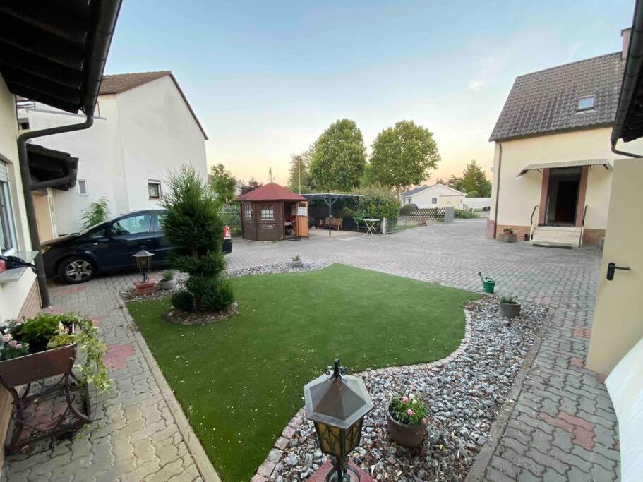 Ferienwohnung Malin Ludwigshafen am Rhein Bagian luar foto